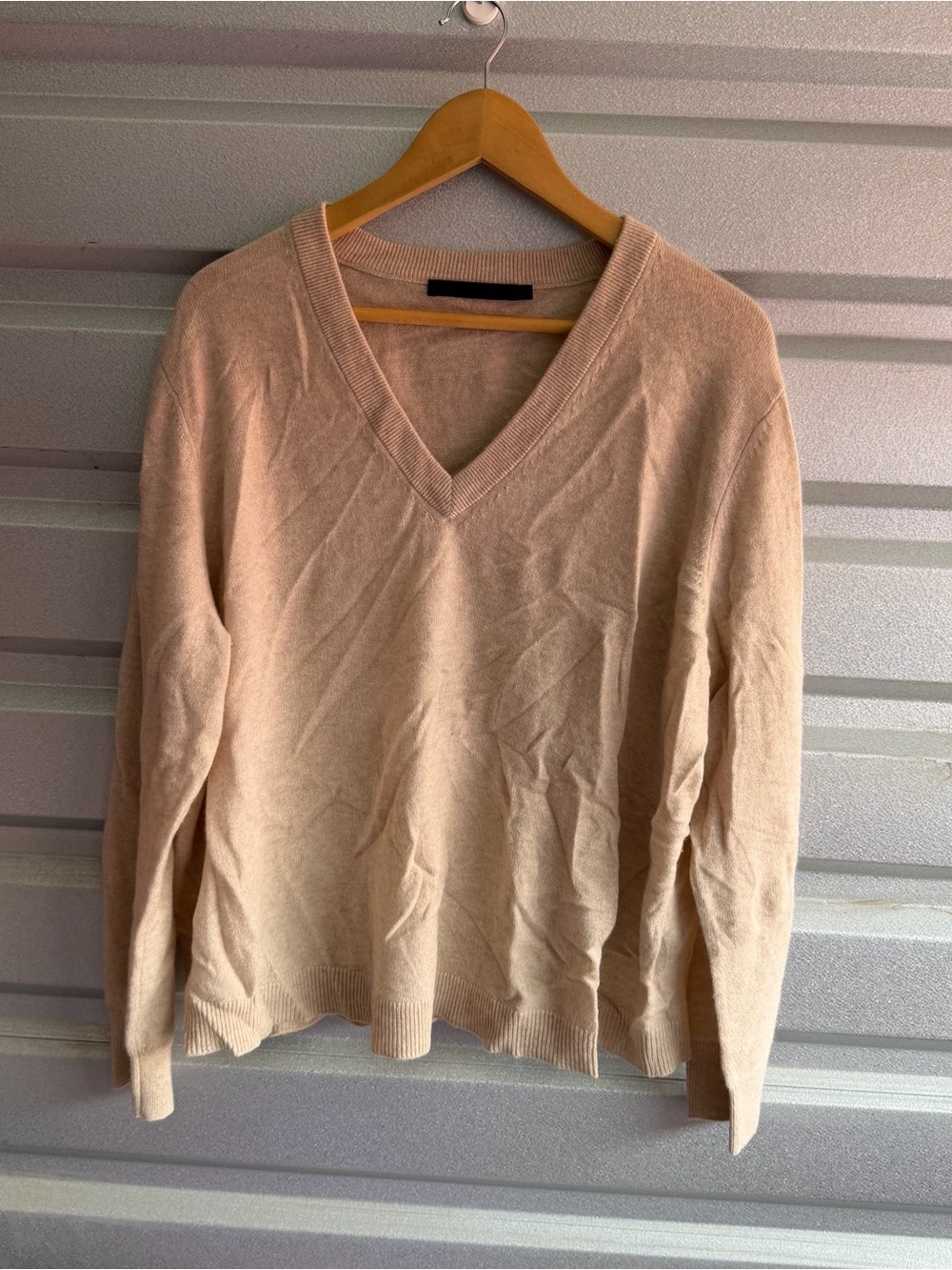 Jenni Kayne flynn v-neck cashmere sweater